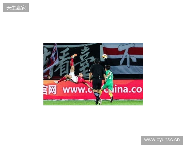 凌空落叶斩!热议杜月徵世界波:比帕瓦尔那球还漂亮!杜德里格斯